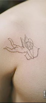 fotó Ámor tetoválásról (jelentése) - példa egy érdekes tetoválási tervre - 040