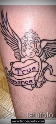 fotó Ámor tetoválásról (jelentése) - példa egy érdekes tetoválási rajzra - 027