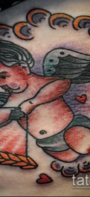 fotó Ámor tetoválásról (jelentése) - példa egy érdekes tetoválási tervre - 016