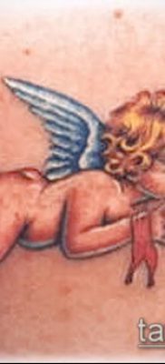 fotó Ámor tetoválásról (jelentése) - egy példa egy érdekes tetoválási tervre - 006
