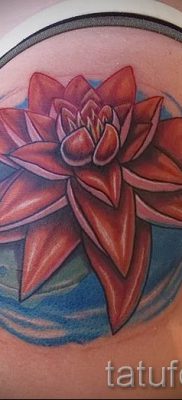 fotó tavirózsa tetoválásról egy cikkhez a tavirózsa tetoválás jelentésével - tatufoto.ru - 25