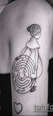 tetováló labirintus № 458 - a minta egyedi változata, amely könnyen használható átalakításra és alkalmazásra tetováló labirintusként