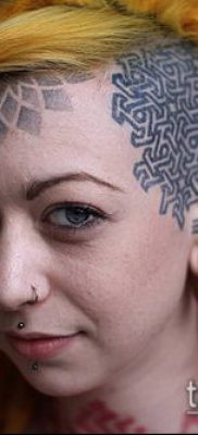 tetováló labirintus № 989 - a minta egyedi változata, amely könnyen használható változtatásra és tetováló labirintusként történő alkalmazásra körben