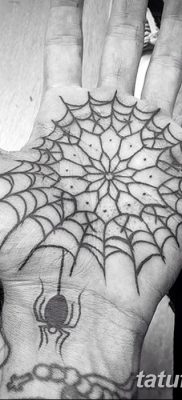 fotó tenyér tetoválás kelt 2017.10.23. №061 - tenyér tetoválás -