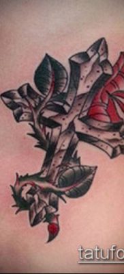 fotografija tetovaža latinskog križa (tetovaža) (vrijednost) - primjer crteža - 061