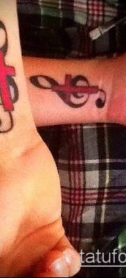 fotografija tetovaža latinskog križa (tetovaža) (vrijednost) - primjer crteža - 046