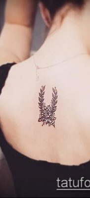 babérkoszorú tetoválás (jelentése) - egy példa egy érdekes tetoválási tervre - 052