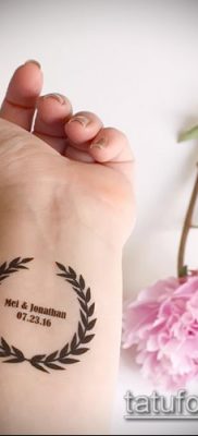 babérkoszorú tetoválás (jelentése) - egy példa egy érdekes tetoválási tervre - 039