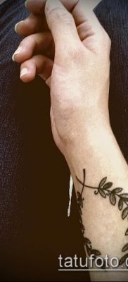 babérkoszorú tetoválás (jelentése) - egy példa egy érdekes tetoválási tervre - 037