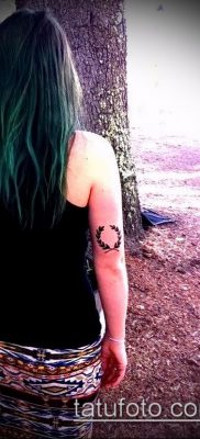 babérkoszorú tetoválás (jelentése) - egy példa egy érdekes tetoválási tervre - 028