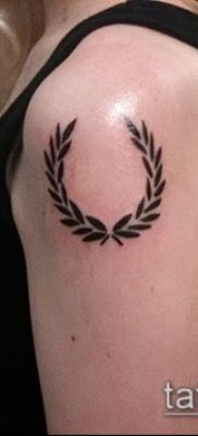 babérkoszorú tetoválás (jelentése) - egy példa egy érdekes tetoválási tervre - 023