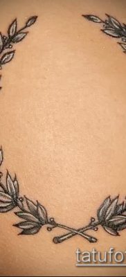 babérkoszorú tetoválás (jelentése) - egy példa egy érdekes tetoválási tervre - 022
