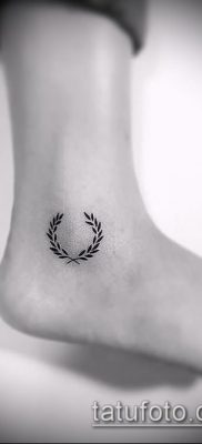 babérkoszorú tetoválás (jelentése) - egy példa egy érdekes tetoválási tervre - 012