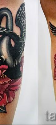 Példa hattyúval készült tetoválásra - fotó a tetoválás jelentéséről szóló cikkhez 29