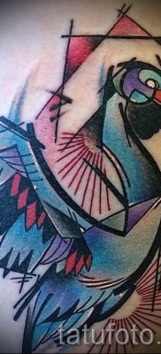 Példa hattyúval készült tetoválásra - fotó a tetoválás jelentését bemutató cikkhez 23