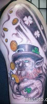 fotó manó tetoválásról, keltezésű: 09.09.2017 №126 - tetováló manó -