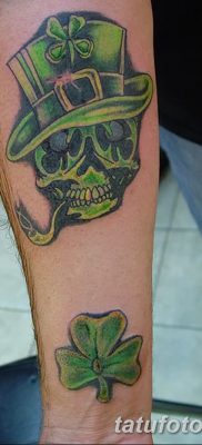 fotó manó tetoválásról, keltezésű: 09.09.2017 №146 - tetováló manó -