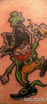 fotó manó tetoválásról, keltezésű: 09.09.2017 №148 - tetováló manó -