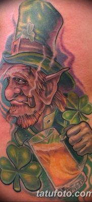 fotó manó tetoválásról, keltezésű: 09.09.2017 №009 - tetováló manó -