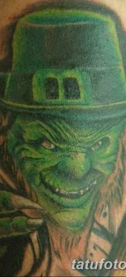 fotó manó tetoválásról, keltezésű: 09.09.2017 №014 - tetováló manó -