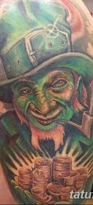 fotó egy manó tetoválásról, keltezés: 2017. 09. 15 №036 - tetováló manó -