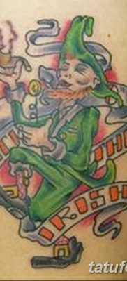 fotó manó tetoválásról, keltezésű: 09.09.2017 №042 - tetováló manó -