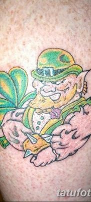 fotó manó tetoválásról, keltezésű: 09.09.2017 №043 - tetováló manó -