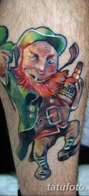 fotó manó tetoválásról, keltezésű: 09.09.2017 №060 - tetováló manó -