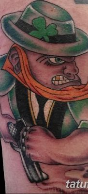 fotó manó tetoválásról, keltezésű: 09.09.2017 №063 - tetováló manó -