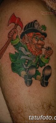 fotó manó tetoválásról, keltezésű: 09.09.2017 №064 - tetováló manó -