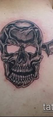 Fotó a denevér tetoválásról a hadseregben - 06062017 - példa - 048 Tetováló denevér a hadseregben