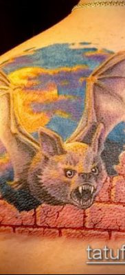 Fotó a denevér tetoválásról a hadseregben - 06062017 - példa - 052 Tetováló denevér a hadseregben