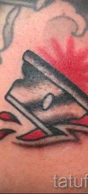 Снимка на татуировка на острието - примери за статия за значението на острието в татуировка - tatufoto.ru - 41
