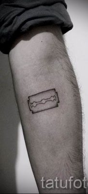 Снимка на татуировка на острието - примери за статия за значението на острието в татуировка - tatufoto.ru - 14