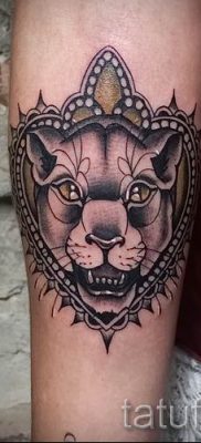 снимка на татуировка на лъвица за статия за значението на татуировка на лъвица - tatufoto.ru - 28
