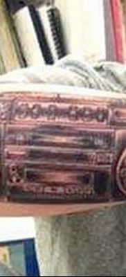 fotó tetováló hangszóró és magnó, kelt 2017.10.11. №014 - tetováló hangszóró -