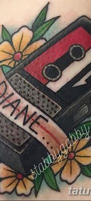 fotó tetováló hangszóró és magnó, kelt 2017.10.11. №019 - tetováló hangszóró -