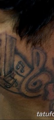 fotó tetováló hangszóró és magnó, kelt 2017.10.11 №022 - tetováló hangszóró -