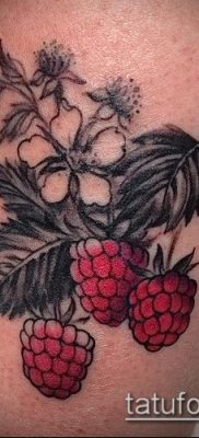 fotó egy málna tetoválásról (jelentése) - egy példa egy érdekes tetoválásrajzra - 035