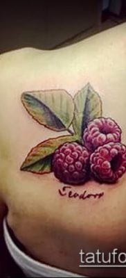 fotó egy málnás tetoválásról (jelentése) - példa egy érdekes tetoválási rajzra - 028