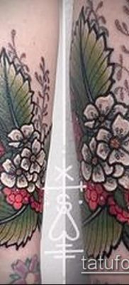 fotó a málna tetoválásról (jelentése) - egy példa egy érdekes tetoválási tervre - 010