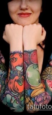 fotó egy málnás tetoválásról (jelentése) - egy példa egy érdekes tetoválási rajzra - 006