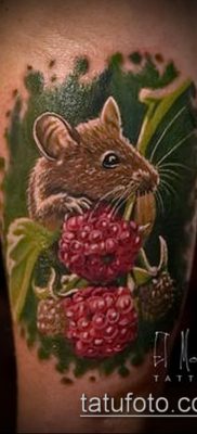 fotó a málna tetoválásról (jelentése) - egy példa egy érdekes tetoválási rajzra - 004