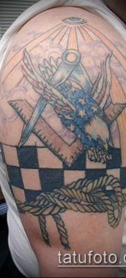 fotó a tetoválásról a combon (tetováló kőművesek) (érték) - példa rajz - 050