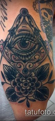 fotó a tetoválásról a combon (tetováló kőművesek) (érték) - példa rajz - 027