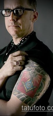 fotó a tetoválásról a combon (tetováló kőművesek) (érték) - példa rajz - 011