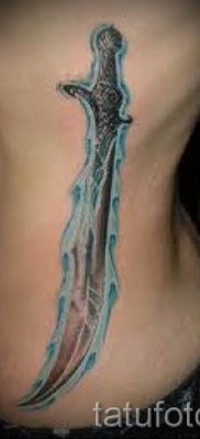 foto-primer-tatu-mech-kartinka-dlya-stati-pro-znachenie-tatuirovki-005-tatufoto-ru