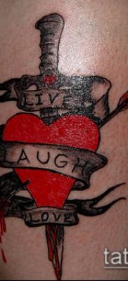 kard és kígyó tetoválás 449. szám - a minta egyedi változata, amely jól használható kard és kígyó karon történő megváltoztatására és tetoválására