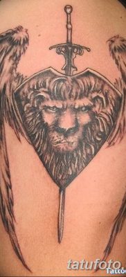fotó tetováló kard és szárnyak 2018. 04. 26 -án №020 - tetováló kard és szárnyak -