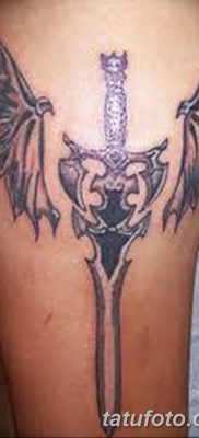 fotó tetováló kard és szárnyak 2018. 04. 26 -án №027 - tetováló kard és szárnyak -